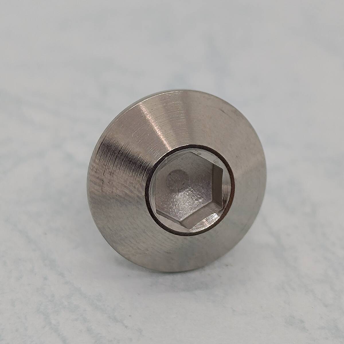 BN-02 Ti-Pro｜特殊化学処理チタン製ナンバーボルト＆ワッシャー【12mm/３個】 - 2